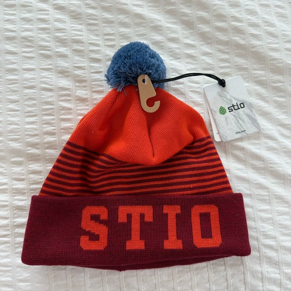 Stio Crimson Berry Nala Beanie - Picture 1 of 3